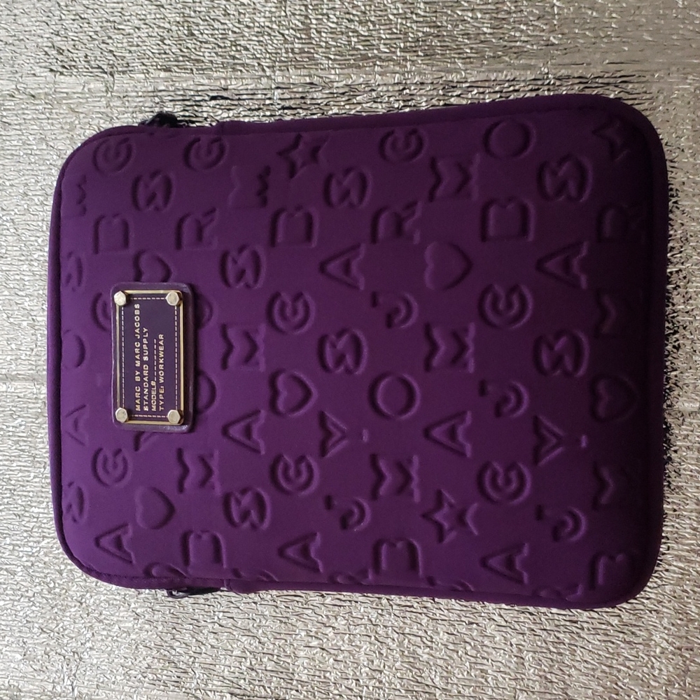 Marc by Marc Jacobs tablet/iPad sleeve.